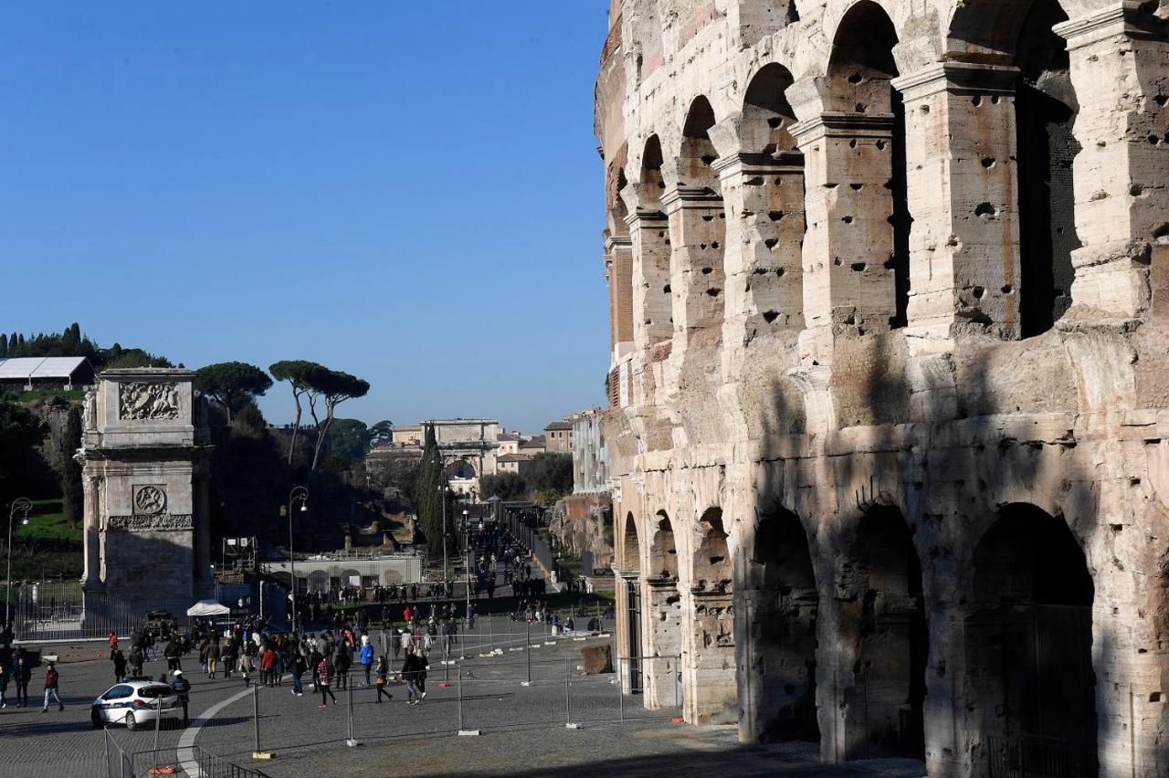 Colosseo Apt Laterano 85 - Home And More Roma Exterior foto
